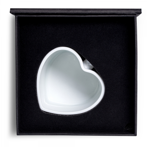 Zaskakujący Kubeczek Deluxe - inne ujęcie wnętrza czarnego pudełka